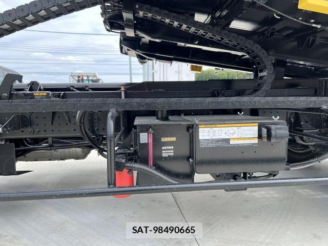 Isuzu ELF TRUCK 2026-04 7250637-21