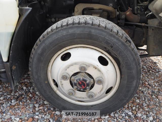 Isuzu ELF TRUCK 2014-03 7250690-10