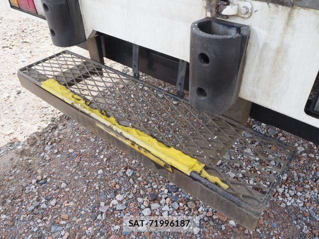Isuzu ELF TRUCK 2014-03 7250690-19