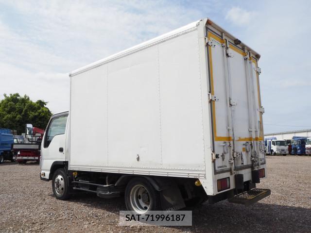 Isuzu ELF TRUCK 2014-03 7250690-2