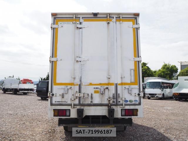 Isuzu ELF TRUCK 2014-03 7250690-3