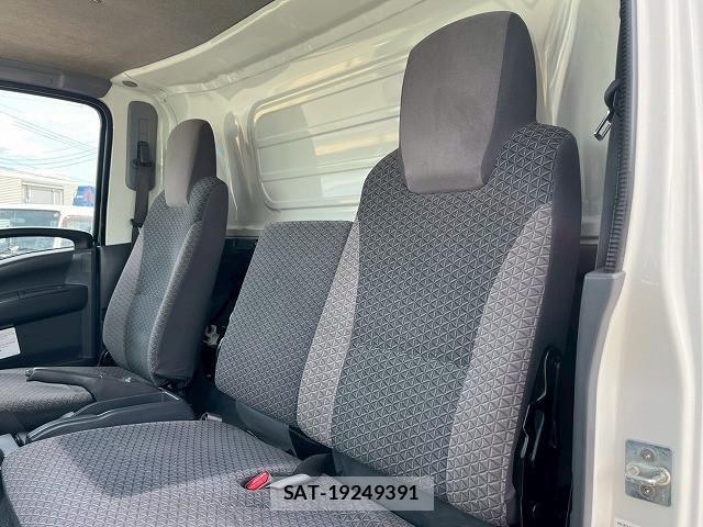 Isuzu ELF TRUCK 2019-10 7250682-21