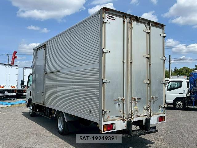 Isuzu ELF TRUCK 2019-10 7250682-7