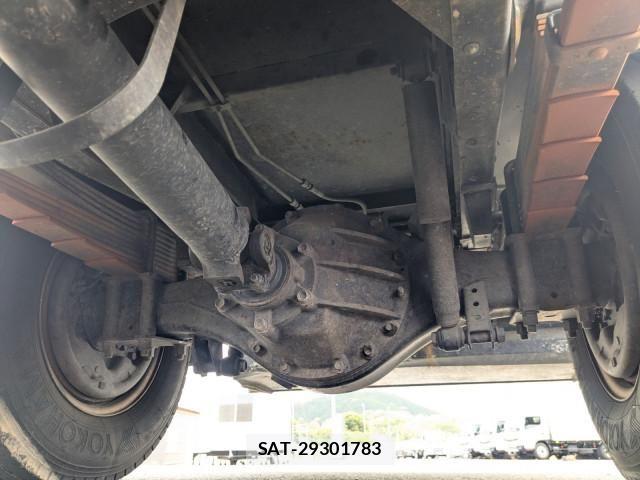 Isuzu ELF TRUCK 2015-10 7250652-15