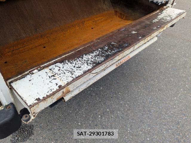 Isuzu ELF TRUCK 2015-10 7250652-17