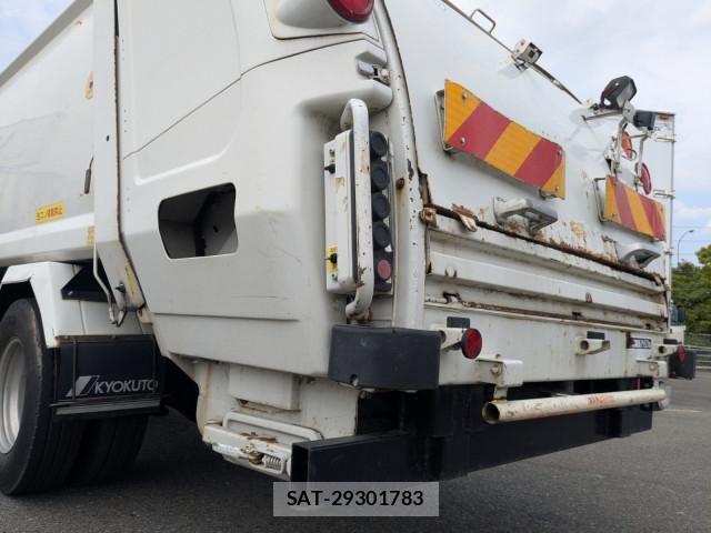 Isuzu ELF TRUCK 2015-10 7250652-5