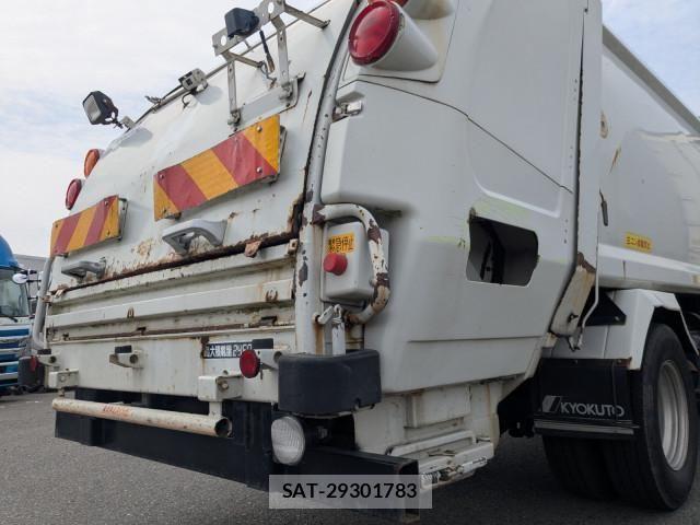 Isuzu ELF TRUCK 2015-10 7250652-6