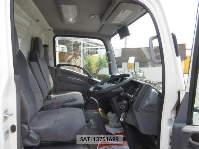 Isuzu ELF TRUCK 2018-10 7250668-10