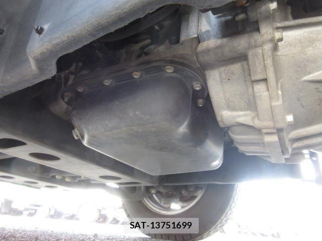 Isuzu ELF TRUCK 2018-10 7250668-25