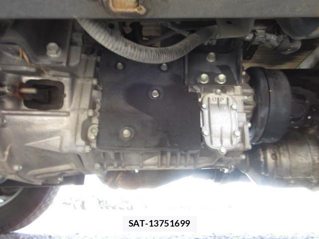 Isuzu ELF TRUCK 2018-10 7250668-26