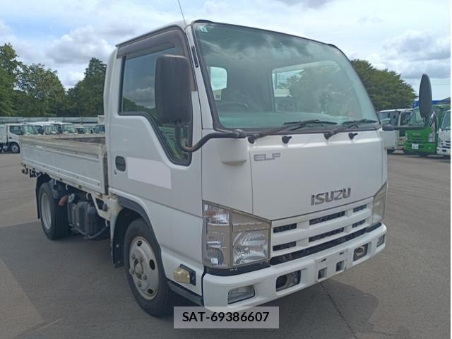 Isuzu ELF TRUCK 2013-02 7250679-1
