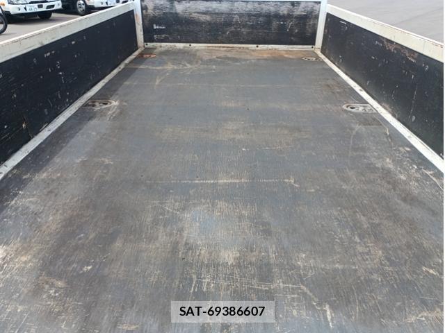Isuzu ELF TRUCK 2013-02 7250679-6