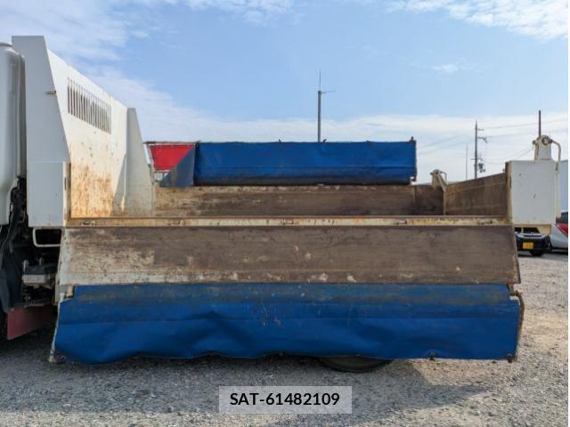 Isuzu ELF TRUCK 2016-04 7250686-19