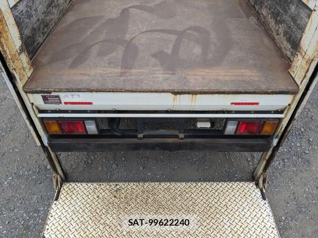 Isuzu ELF TRUCK 2014-03 7250691-11
