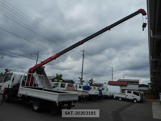 Isuzu ELF TRUCK 2011-10 7250663-14