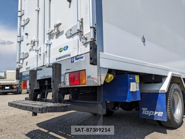 Isuzu ELF TRUCK 2021-03 7250647-5