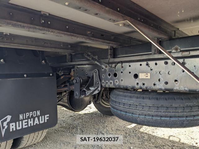 Isuzu ELF TRUCK 2019-02 7250642-23