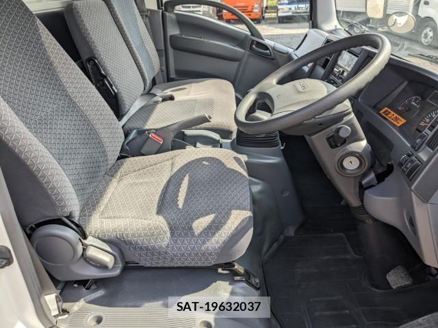 Isuzu ELF TRUCK 2019-02 7250642-27