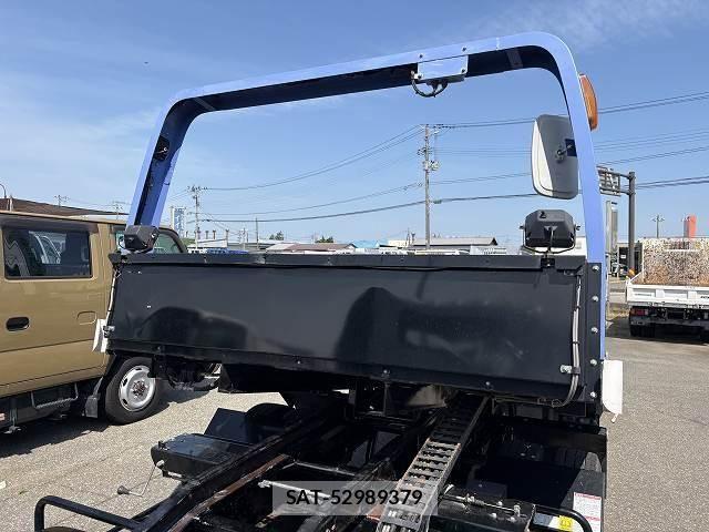 Isuzu ELF TRUCK 2018-03 7250639-15