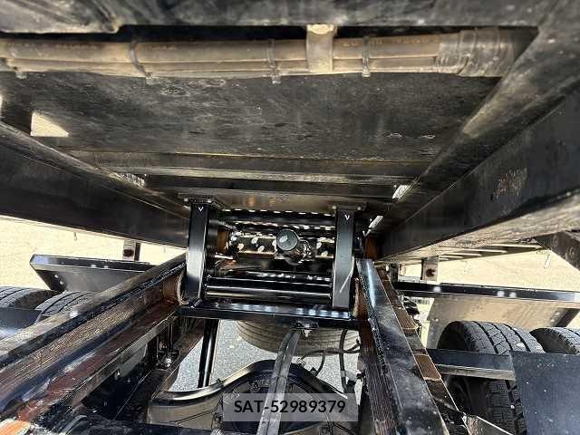 Isuzu ELF TRUCK 2018-03 7250639-16