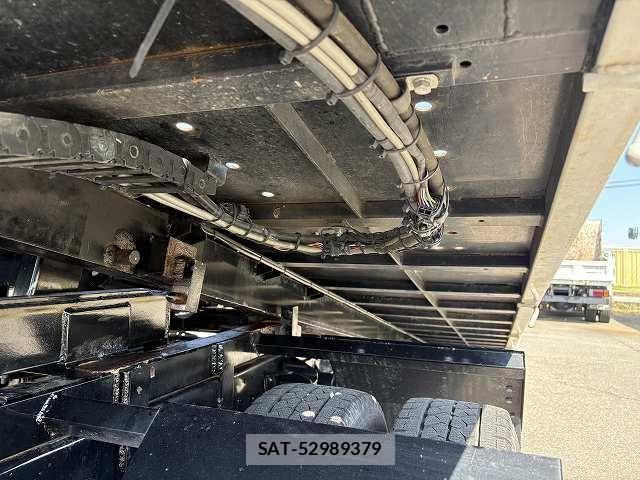 Isuzu ELF TRUCK 2018-03 7250639-17