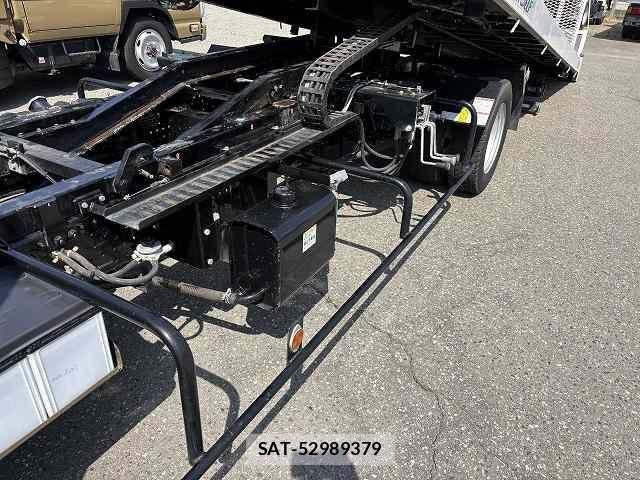 Isuzu ELF TRUCK 2018-03 7250639-18