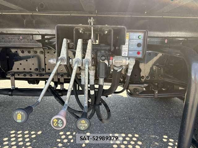 Isuzu ELF TRUCK 2018-03 7250639-22