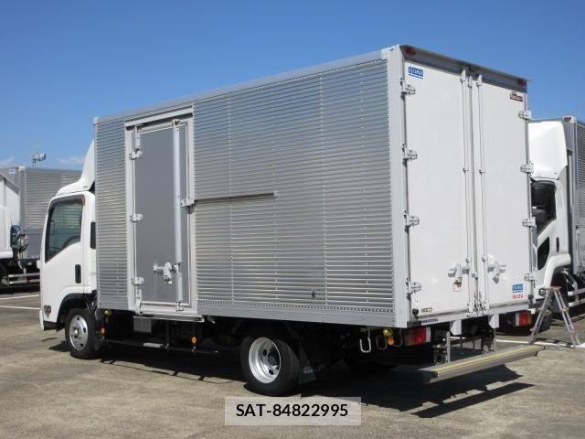 Isuzu ELF TRUCK 2019-02 7271847-3