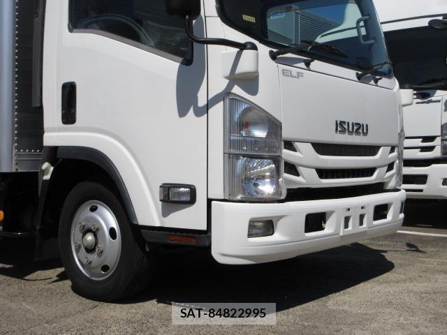 Isuzu ELF TRUCK 2019-02 7271847-7