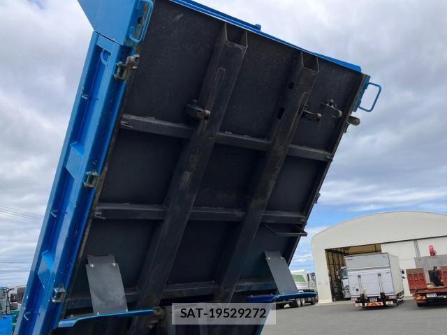 Isuzu ELF TRUCK 2021-07 7271848-11
