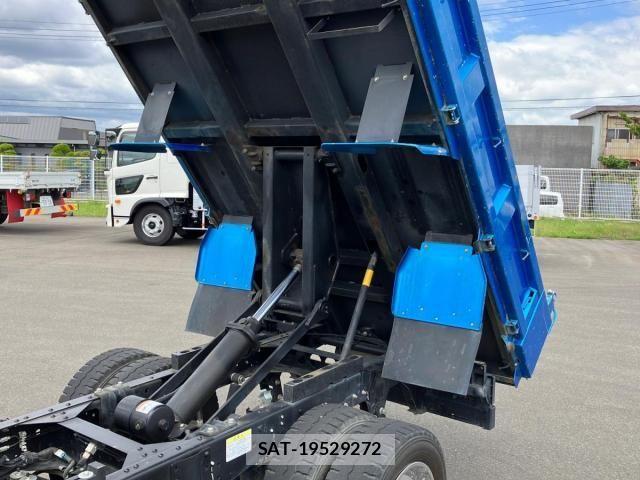 Isuzu ELF TRUCK 2021-07 7271848-12