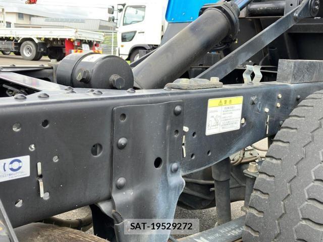 Isuzu ELF TRUCK 2021-07 7271848-14