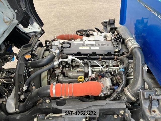 Isuzu ELF TRUCK 2021-07 7271848-16