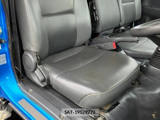 Isuzu ELF TRUCK 2021-07 7271848-18