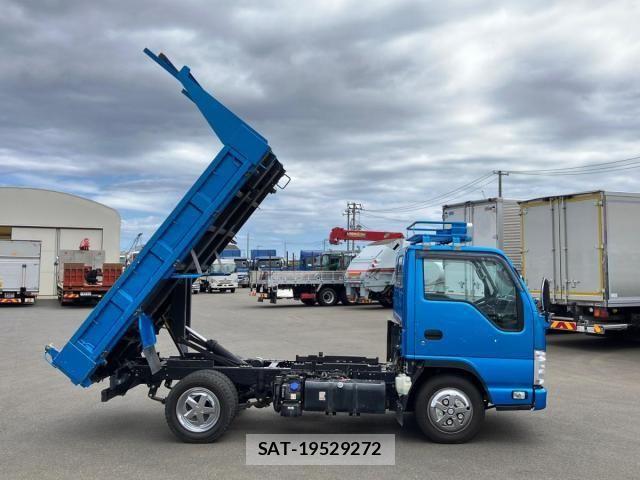 Isuzu ELF TRUCK 2021-07 7271848-5