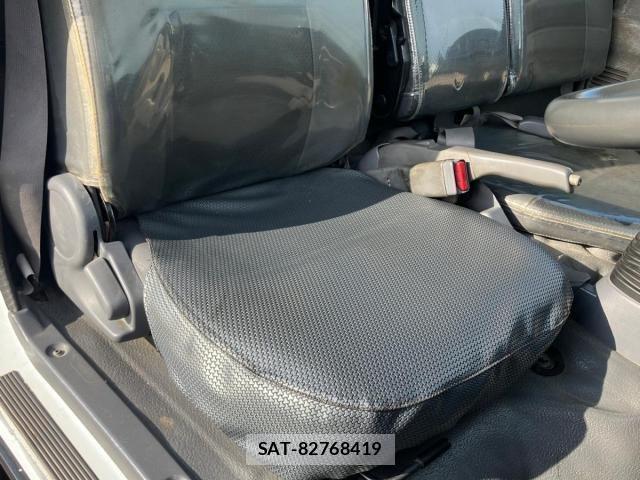 Isuzu ELF TRUCK 2012-10 7271851-18