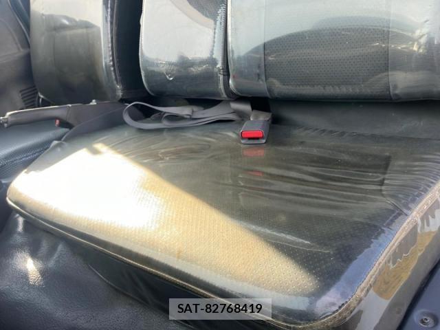 Isuzu ELF TRUCK 2012-10 7271851-19