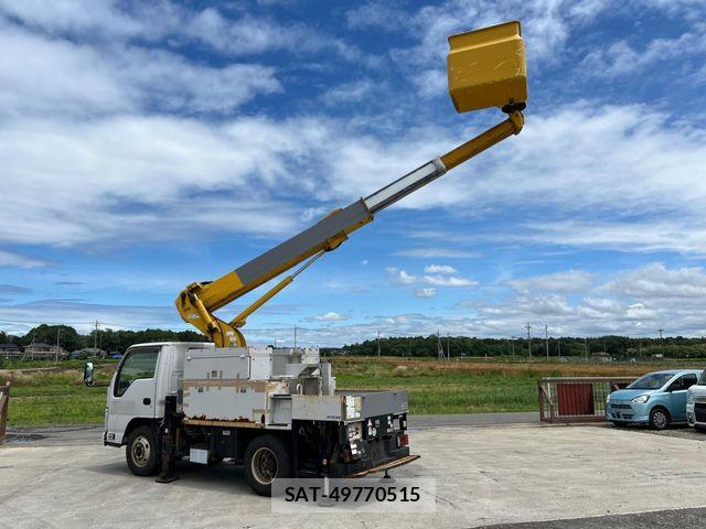 Isuzu ELF TRUCK 2010-03 7271854-18