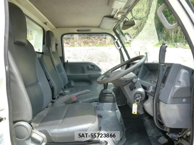 Isuzu ELF TRUCK 2020-09 7261837-25