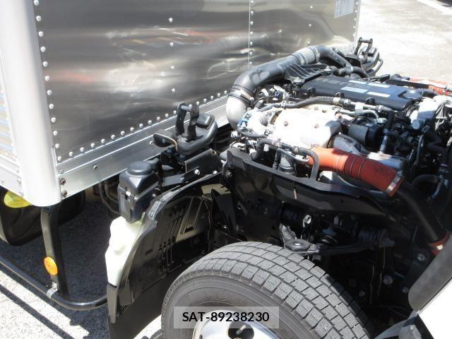 Isuzu ELF TRUCK 2021-03 7271846-16