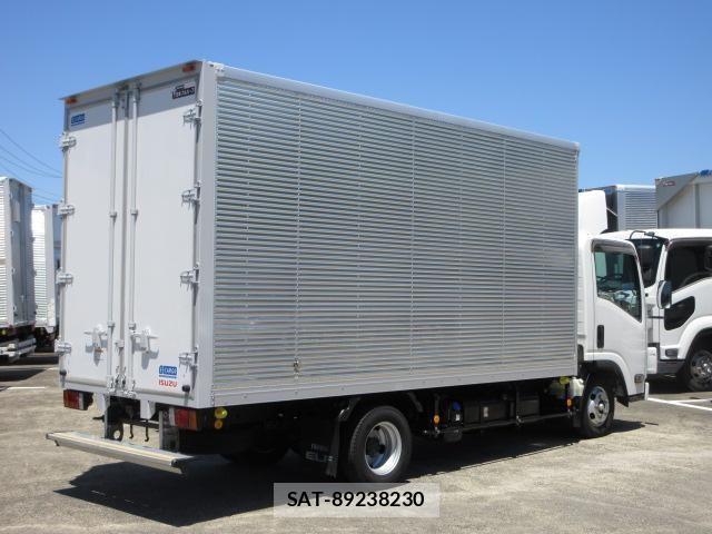Isuzu ELF TRUCK 2021-03 7271846-2