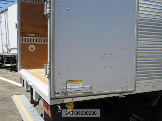 Isuzu ELF TRUCK 2021-03 7271846-29