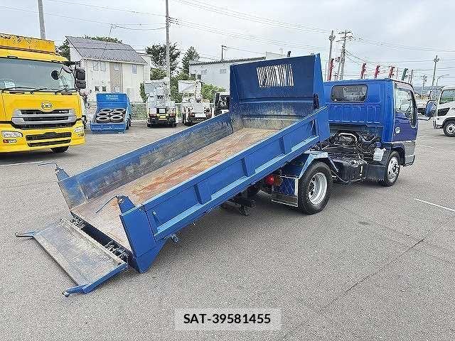 Isuzu ELF TRUCK 2004-01 7271849-5