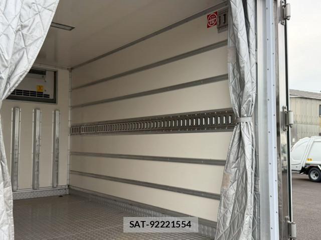 Isuzu ELF TRUCK 2014-11 7326883-12