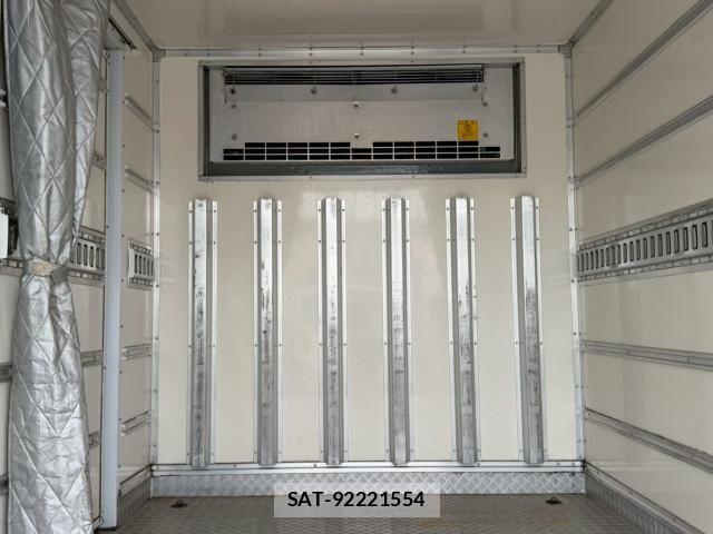 Isuzu ELF TRUCK 2014-11 7326883-13