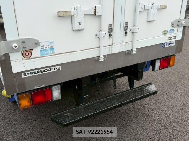 Isuzu ELF TRUCK 2014-11 7326883-14