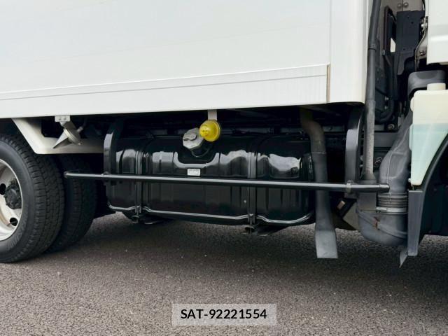 Isuzu ELF TRUCK 2014-11 7326883-18