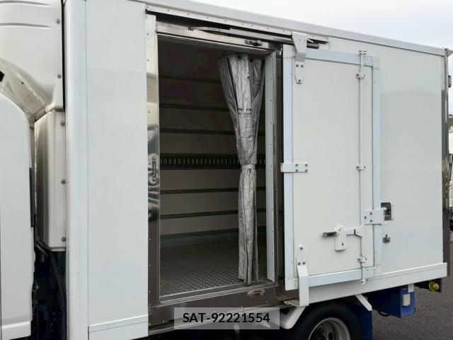 Isuzu ELF TRUCK 2014-11 7326883-7
