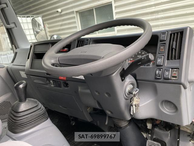 Isuzu ELF TRUCK 2016-01 7326889-16
