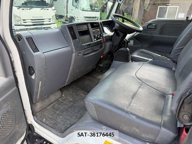 Isuzu ELF TRUCK 2016-05 7326888-9